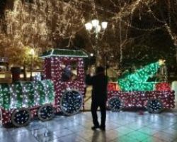 Μάσκα παντού, ακυρώνονται οι δημόσιες εορταστικές εκδηλώσεις: Ολα τα νέα μέτρα