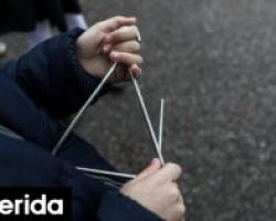 Πάτρα: Ανήλικοι με μηχανή έκλεψαν παιδιά που έλεγαν τα κάλαντα