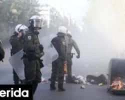 Επεισόδια στην ΑΣΟΕΕ από κουκουλοφόρους