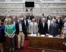 Στη συνάντηση μεταξύ διακομματικής αντιπροσωπείας της Βουλής και αντιπροσωπείας της Κοιν. Ομάδας της Χριστιανοκοινωνικής Ένωσης Βαυαρίας ο Δ. Σταμενίτης.