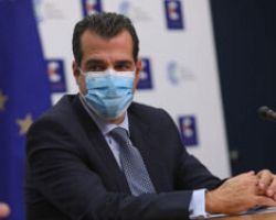 Πλεύρης: Μετά τα μέσα Ιουλίου η αποκλιμάκωση των κρουσμάτων