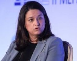 Κεραμέως: Ολοήμερο έως τις 17:30 για τα μισά δημοτικά της χώρας – Χυδαία η δήλωση Βερναρδάκη