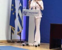 Θεοδώρα Τζάκρη: Μαζί θα ανοικοδομήσουμε τη μεσαία τάξη, μέρα με τη μέρα, μετά τις 21 Μαΐου