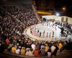 Με πατινάδα 18 πολιτιστικών συλλόγων του Δήμου Πέλλας ξεκινά η Εμποροπανήγυρη Γιαννιτσών