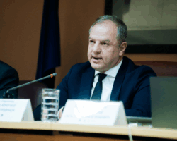 Διονύσης Σταμενίτης: «Ολοκληρώνεται ο χαρακτηρισμός του Παλαιού Πευκωτού ως μαρτυρικού χωριού»