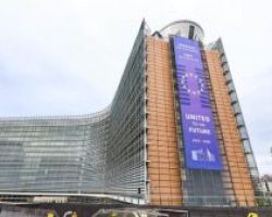 Προϋπολογισμός 2026: Πώς αξιολογεί η Ευρωπαϊκή Επιτροπή το ελληνικό δημοσιονομικό σχέδιο