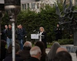 Η Περιφερειάρχης στις εκδηλώσεις για την Εθνική Ημέρα Μνήμης των Ελλήνων Εβραίων Μαρτύρων του Ολοκαυτώματος στη Θεσσαλονίκη