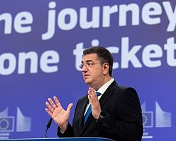 Διάλογος του Επιτρόπου Βιώσιμων Μεταφορών και Τουρισμού Απόστολου Τζιτζικώστα με νέους από όλη την Ευρώπη για το μέλλον του ευρωπαϊκού τουρισμού