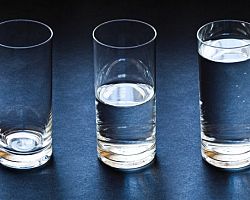 Νερό: Τα οφέλη, οι κίνδυνοι και η απειλή της αφυδάτωσης