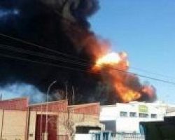 Εκρηξη σε εργοστάσιο χημικών στην Ισπανία -Σύννεφο μαύρου καπνού καλύπτει την περιοχή [εικόνες]