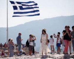 Εφικτός ο στόχος για 1,5 εκατ. Κινέζους τουρίστες στην Ελλάδα
