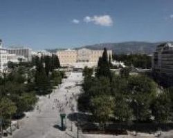 Bloomberg: Η Αθήνα δεν θα λάβει βελτιωμένο πακέτο ελάφρυνσης του χρέους