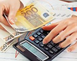 «Φέσια» 54 δισ. ευρώ στην εφορία από 8.080 οφειλέτες – 367.253 φορολογούμενοι χρωστούν έως 1 ευρώ