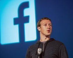 Ριζικές αλλαγές στο Facebook – Όσα ανακοίνωσε ο ιδρυτής του Mark Zuckerberg μετά το σκάνδαλο