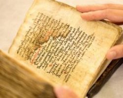 Συγκλονιστική αποκάλυψη: Στο φως αρχαίο κείμενο Ελληνα γιατρού