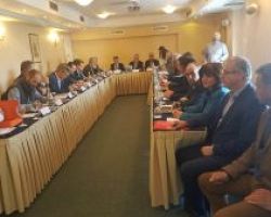 Ανανέωση της ελπίδας προς τους ροδακινοπαραγωγούς – οι δεσμεύσεις του Υπουργού Βαγγέλη Αποστόλου