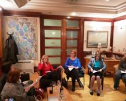 Τη δημιουργία Μουσείου στον Λόγγο της Έδεσσας και Κέντρου Επισκεπτών στο Ανάκτορο της Πέλλας ζήτησε η Θ.Τζάκρη