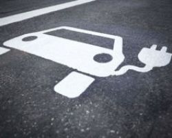 Σουηδία: Ηλεκτρικά οχήματα θα «φορτίζουν» ενώ θα κινούνται κανονικά στον δρόμο