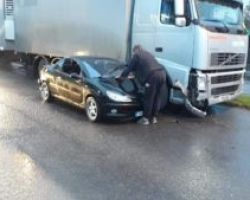 Πριν απο λίγο, Τροχαίο ατύχημα στα Γιαννιτσά  (εικόνες)