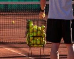 Τι υποστήριξε στον ανακριτή ο 34χρονος προπονητής τένις: «Είχαμε επίσημο δεσμό από όταν ήταν 16»