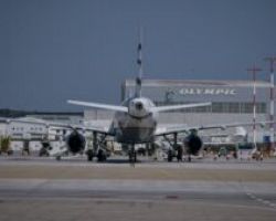 «Εκτοξεύτηκαν» οι πτήσεις το 2021: Διακίνηση σχεδόν 36 εκατ. επιβατών και άνοδο 80,9% κατέγραψε η ΥΠΑ