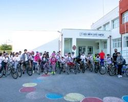 «Ασφαλώς Ποδηλατώ» 9ο Δημοτικό σχολείο Γιαννιτσών– Ανθοέκθεση Δήμου Πέλλας