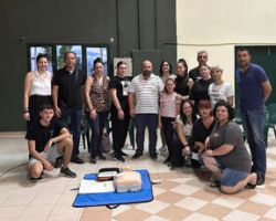 Δήμος Χαλκηδόνας: Προμήθεια 40 αυτόματων εξωτερικών απινιδωτών για όλους τους οικισμούς του