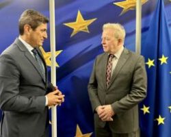 Λευτέρης Αυγενάκης στον Janusz Wojciechowski: Η στήριξη της ΕΕ στους αγρότες της Θεσσαλίας θα ενισχύσει την εμπιστοσύνη των  πολιτών στους ευρωπαϊκούς θεσμούς