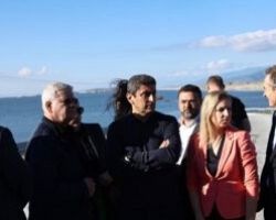 Λευτέρης Αυγενάκης: Το πρόβλημα της Θεσσαλίας δεν είναι μόνο εθνικό, είναι και ευρωπαϊκό – Να δημιουργηθεί Ταμείο Αλληλεγγύης για χώρες που πλήττονται από την κλιματική αλλαγή – Επίσκεψη σε πληγείσες περιοχές με αντιπροσωπεία Ευρωπαίων υπουργών