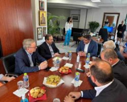 ΓΙΩΡΓΟΣ ΚΑΡΑΣΜΑΝΗΣ : ΘΕΤΙΚΟΣ ΚΑΙ ΟΥΣΙΑΣΤΙΚΟΣ Ο ΑΠΟΛΟΓΙΣΜΟΣ ΤΗΣ ΕΠΙΣΚΕΨΗΣ ΤΟΥ ΥΠΟΥΡΓΟΥ ΔΙΚΑΙΟΣΥΝΗΣ ΓΙΑΝΝΗ ΜΠΟΥΓΑ ΣΤΗΝ ΠΕΛΛΑ