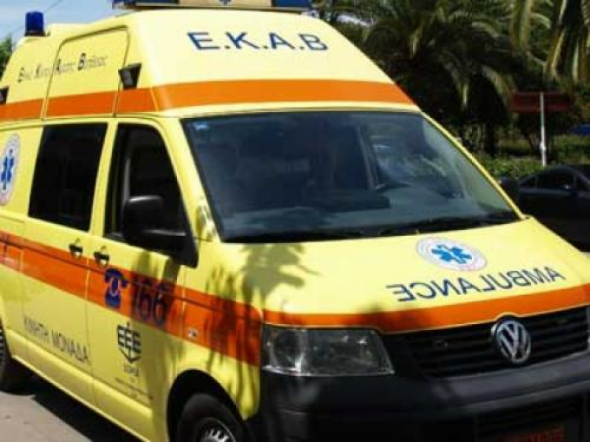 Ανετράπη νταλίκα στην Εγνατία Οδό -Ενας τραυματίας, από μία λωρίδα η κυκλοφορία στο ρεύμα προς Θεσσαλονίκη