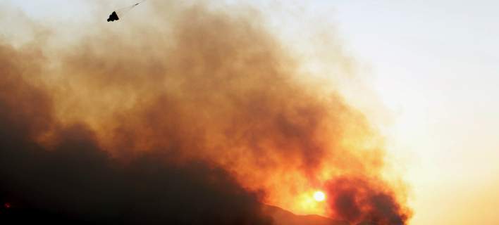 Αλεξανδρούπολη: Πλησιάζει το δάσος της Δαδιάς η φωτιά, «εγκλωβίστηκαν» Τούρκοι τουρίστες