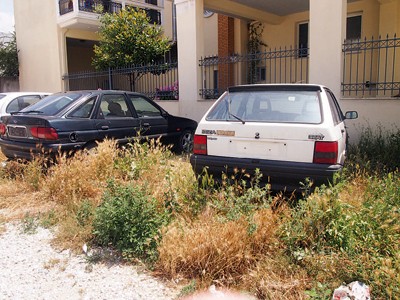 Ξεκινά Εκστρατεία για να Συγκεντρωθούν ολα τα Παλία Αυτοκίνητα , που έχουν εγκαταλειφθεί στους Δρόμους της Αριδαίας