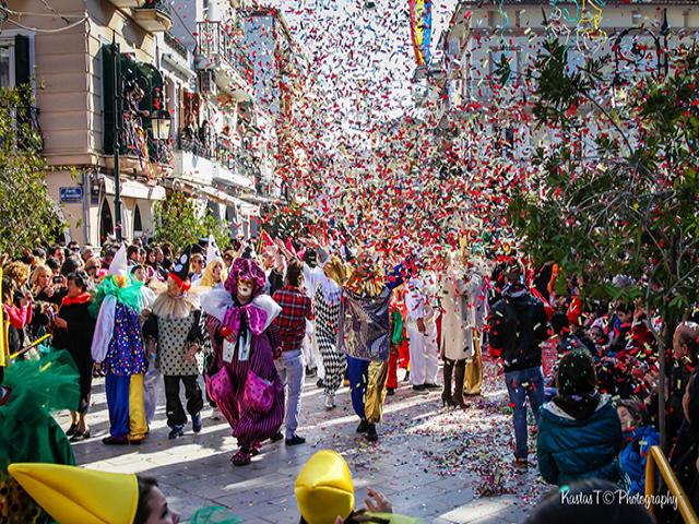 Αποκριάτικο party στην Κεντρική Πλατεία Αριδαίας