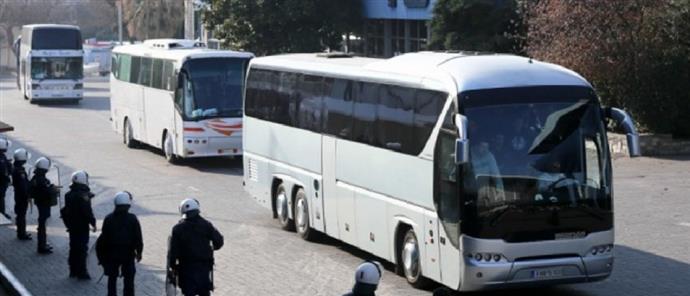 Λεωφορειοπειρατία με επίθεση σε αστυνομικούς στη Θεσσαλονίκη