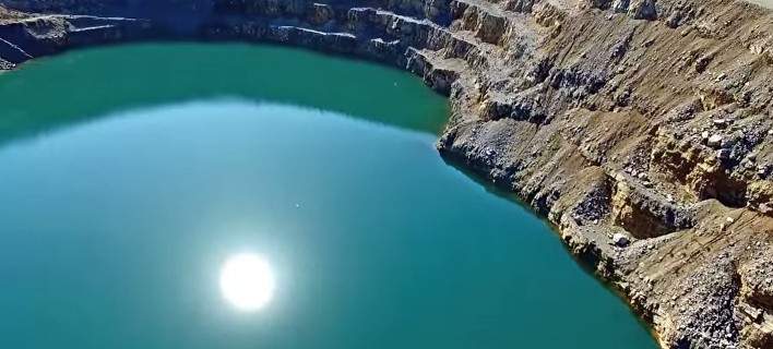 Η λίμνη των… ανατινάξεων βρίσκεται στην Εύβοια [βίντεο]