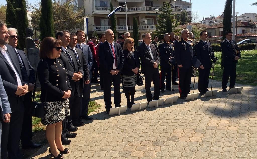 Με λαμπρότητα πραγματοποιήθηκε ο εορτασμός της  25ης Μαρτίου στην Έδεσσα