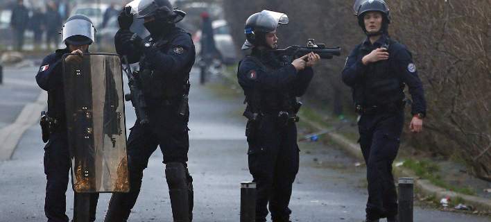 Συνελήφθησαν στη Γαλλία τέσσερα μέλη οικογένειας που σχεδίαζαν επίθεση