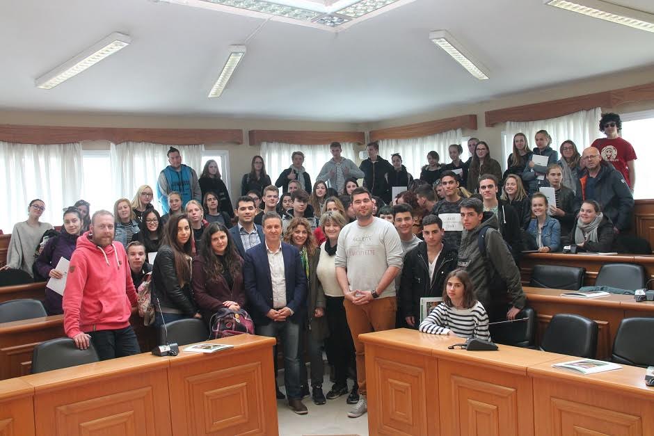 ΟΛΛΑΝΔΟΙ ΜΑΘΗΤΕΣ ΕΠΙΣΚΕΦΘΗΚΑΝ ΤΟ ΔΗΜΟ ΑΛΜΩΠΙΑΣ