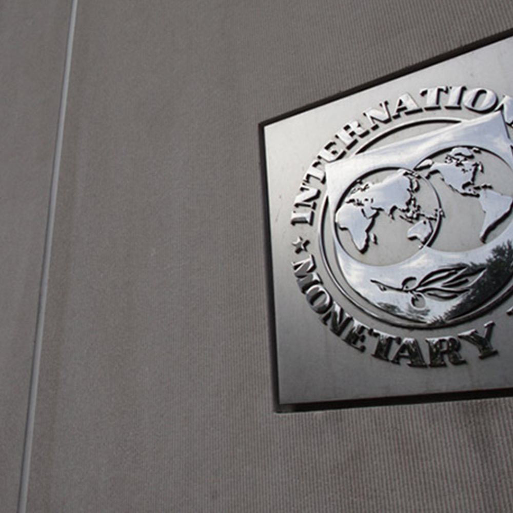 Έρχονται κι άλλα μέτρα: Κενό 2,7 δισ. ευρώ το 2018 «βλέπει» το ΔΝΤ