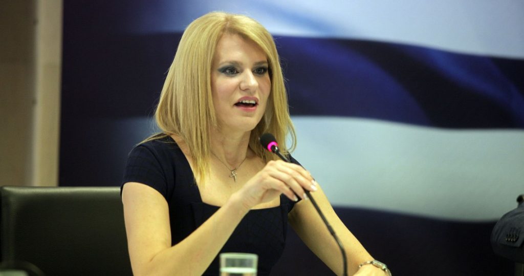 Θεοδώρα Τζάκρη: Άμεση η ανταπόκριση της Πολιτείας στην  πρωτοφανή καταστροφή από παγετό που έπληξε την Πέλλα