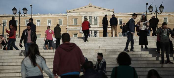 Τι αλλάζει στις ζωές όλων με το Μνημόνιο 4 που ψήφισαν ΣΥΡΙΖΑ-ΑΝΕΛ