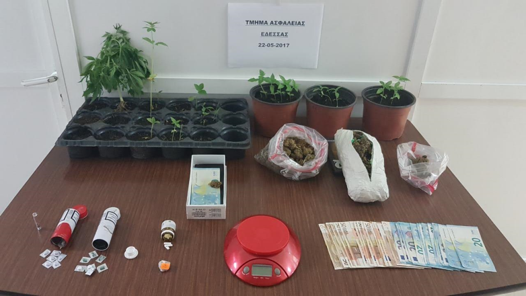 Σύλληψη 2 ατόμων στην Πέλλα για κατοχή ναρκωτικών ουσιών