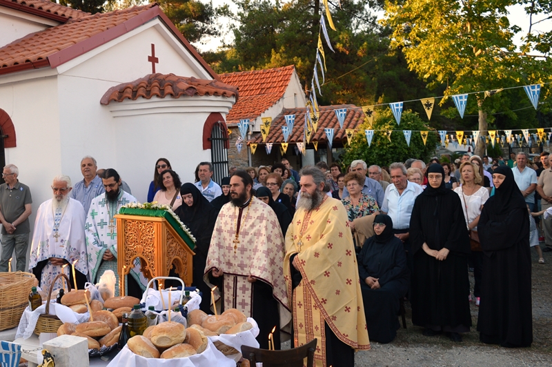 Αρχιερατικός εσπερινός στην πανήγυρη της Ι. Μονής προφ. Ηλιού Εδέσσης