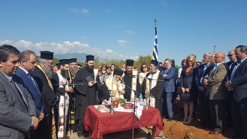 Χειροθεσίες και θεμελίωση Ι. Ναού στον Δαμιανό Πέλλας από τον Μητροπολίτης Εδέσσης κ. Ιωήλ