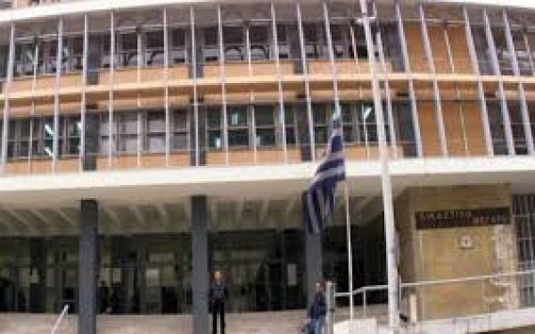 Νέα στοιχεία για την υπόθεση του λέκτορα του ΑΠΘ: Μεγάλες ποσότητες αρσενικού ανιχνεύτηκαν στη συζύγο του και της γιαγιάς της