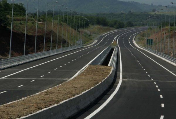 Κυκλοφοριακές ρυθμίσεις στην Εθνική Οδό από τον κόμβο Εφέσου έως τον κόμβο Κατερίνης