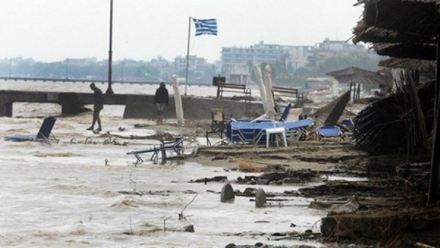 Πλημμυροπαθείς της Νέας Μηχανιώνας καταγγέλλουν: “14 μήνες περιμένουμε τις αποζημιώσεις”