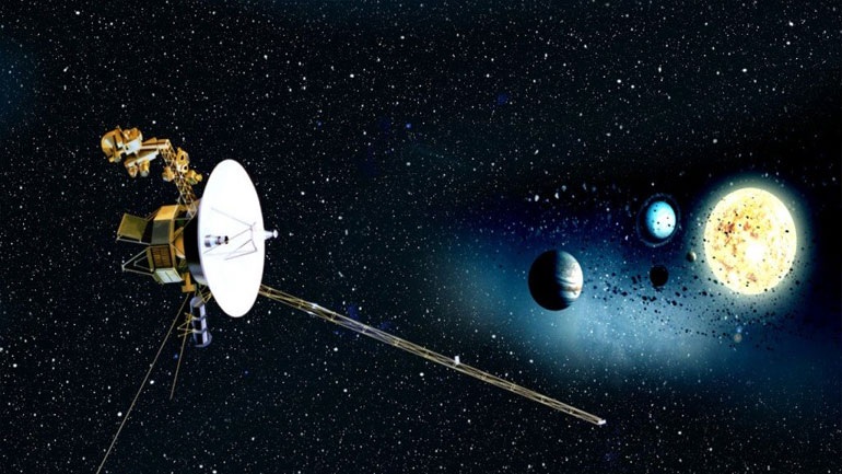 Μετά από 37 χρόνια το Voyager-1 έβαλε ξανά μπροστά τις εφεδρικές μηχανές του