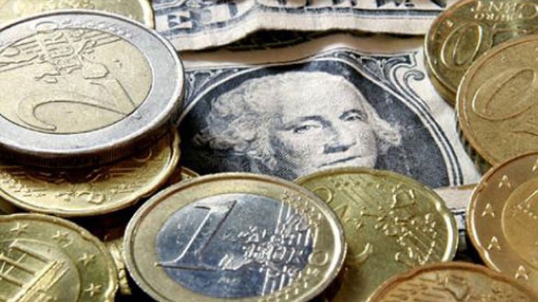 Υποχωρεί το ευρώ στην αγορά συναλλάγματος